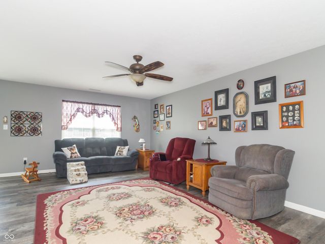 2395 Silver Spoon Drive, Greenfield, IN 46140