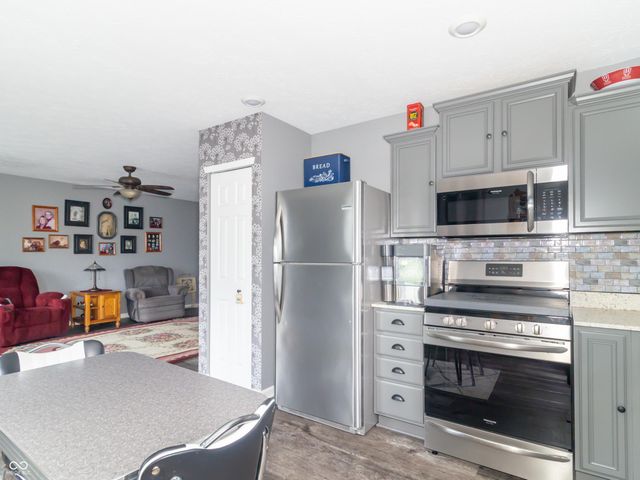 2395 Silver Spoon Drive, Greenfield, IN 46140