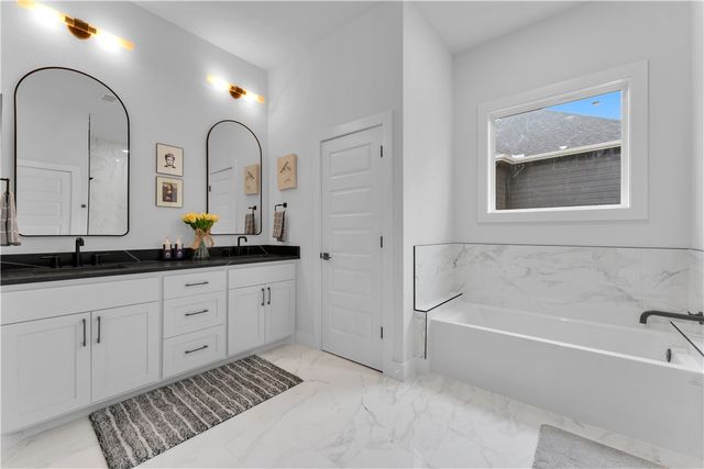 1421 Lee Street, Pea Ridge, AR 72751