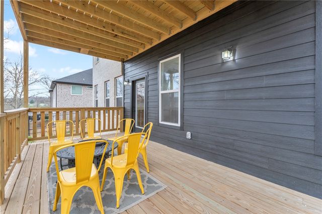 1421 Lee Street, Pea Ridge, AR 72751