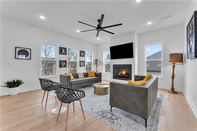 1421 Lee Street, Pea Ridge, AR 72751