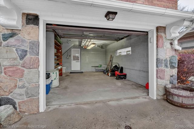 25246 Schoolcraft, Redford Charter Township, MI 48239