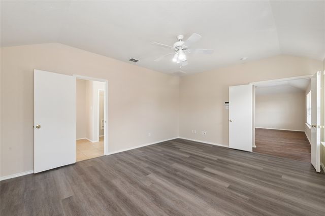 1113 Mockingbird Drive, Aubrey, TX 76227