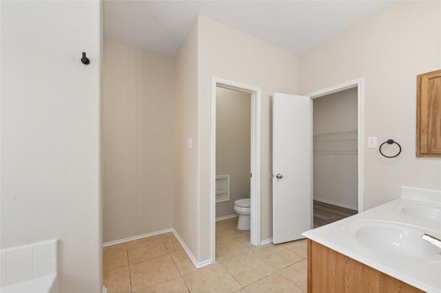 1113 Mockingbird Drive, Aubrey, TX 76227