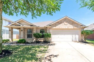 1113 Mockingbird Drive, Aubrey, TX 76227