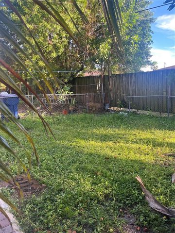 3912 SW 12th Ct 1-2, Fort Lauderdale, FL 33312