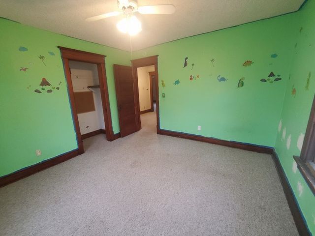 616 Argyle Court, Clinton, IA 52732