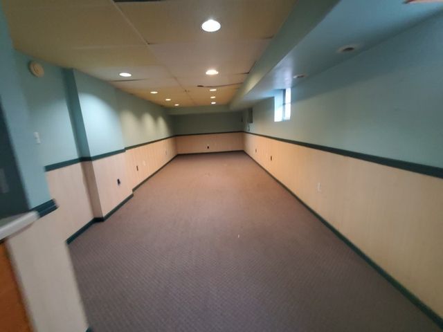 616 Argyle Court, Clinton, IA 52732