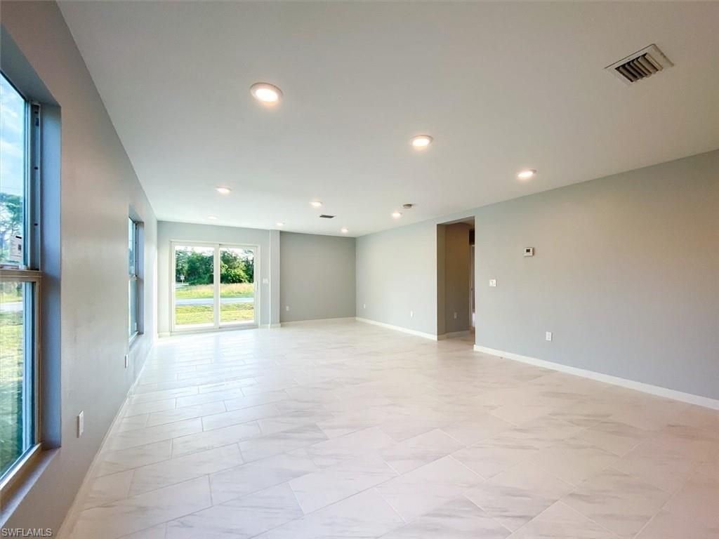 2401-2403 Joe AVE S, LEHIGH ACRES, FL 33973 — photo 5