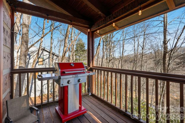 380 Devils Lake Drive, Seven Devils, NC 28604