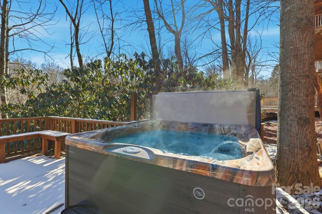 380 Devils Lake Drive, Seven Devils, NC 28604