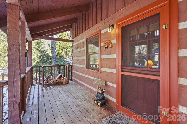 380 Devils Lake Drive, Seven Devils, NC 28604