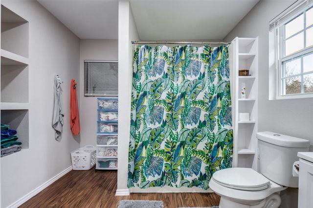 861 Betty Drive, Terrell, TX 75160