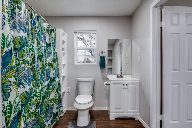 861 Betty Drive, Terrell, TX 75160