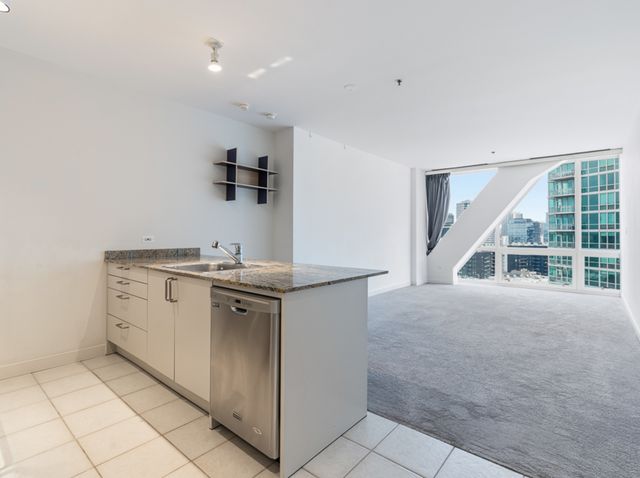 510 W Erie Street 1207, Chicago, IL 60654