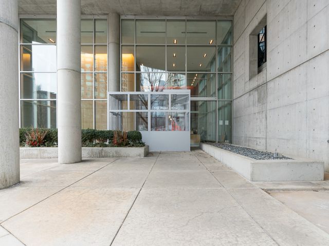 510 W Erie Street 1207, Chicago, IL 60654