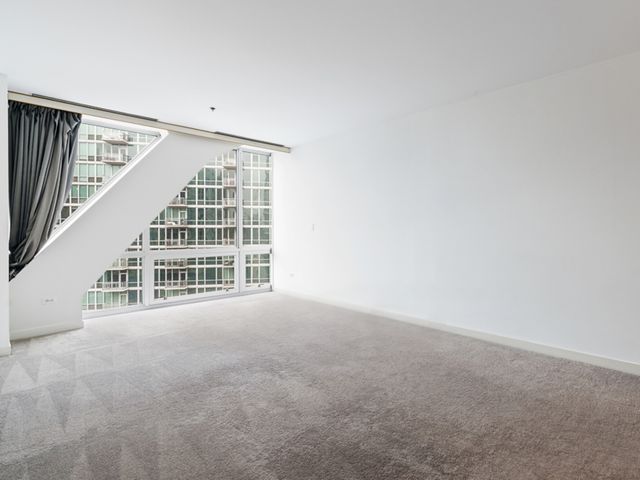 510 W Erie Street 1207, Chicago, IL 60654