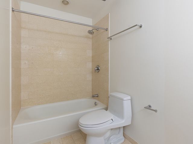 510 W Erie Street 1207, Chicago, IL 60654