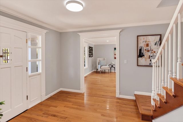 12180 SARAGLEN Drive, Saratoga, CA 95070