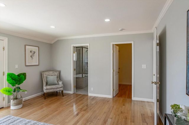 12180 SARAGLEN Drive, Saratoga, CA 95070