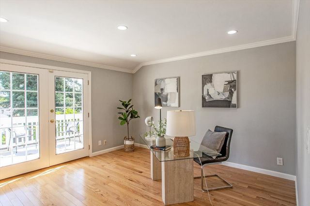 12180 SARAGLEN Drive, Saratoga, CA 95070