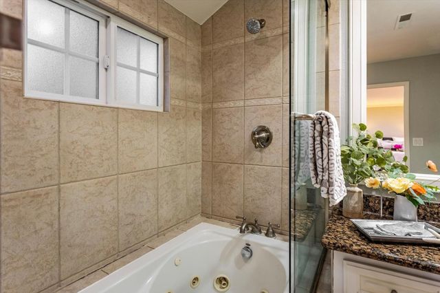 12180 SARAGLEN Drive, Saratoga, CA 95070