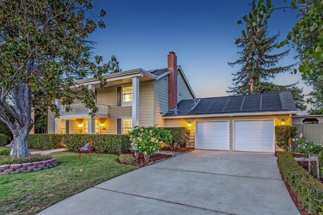 12180 SARAGLEN Drive, Saratoga, CA 95070
