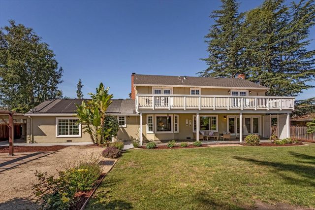 12180 SARAGLEN Drive, Saratoga, CA 95070