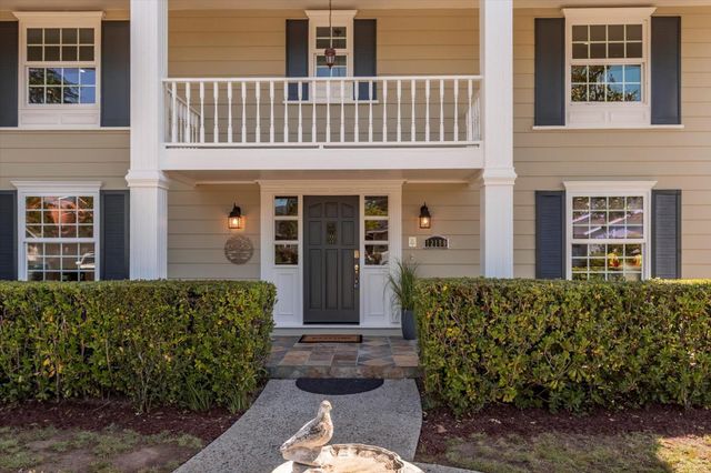 12180 SARAGLEN Drive, Saratoga, CA 95070