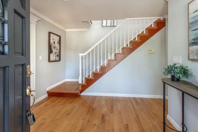 12180 SARAGLEN Drive, Saratoga, CA 95070