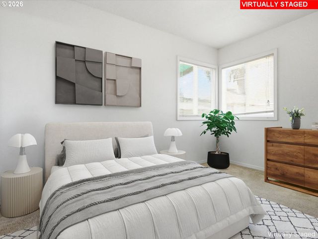 8233 Ne GOING Pl, Portland, OR 97220