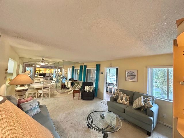 141 Lake Pine Circle A-2, Greenacres, FL 33463