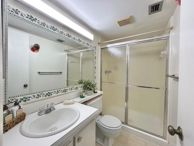 141 Lake Pine Circle A-2, Greenacres, FL 33463