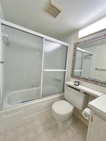 141 Lake Pine Circle A-2, Greenacres, FL 33463
