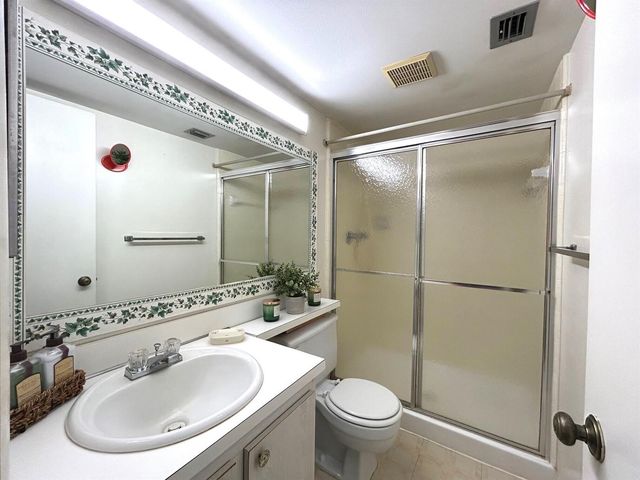 141 Lake Pine Circle A-2, Greenacres, FL 33463