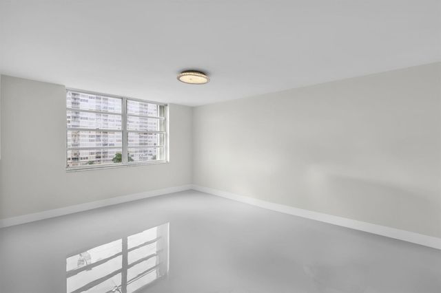 2780 NE 183rd Street 716, Aventura, FL 33160