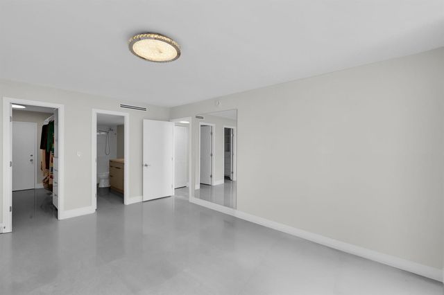 2780 NE 183rd Street 716, Aventura, FL 33160