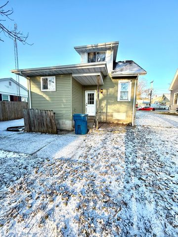 123 S Liberty Street, Lowell, IN 46356