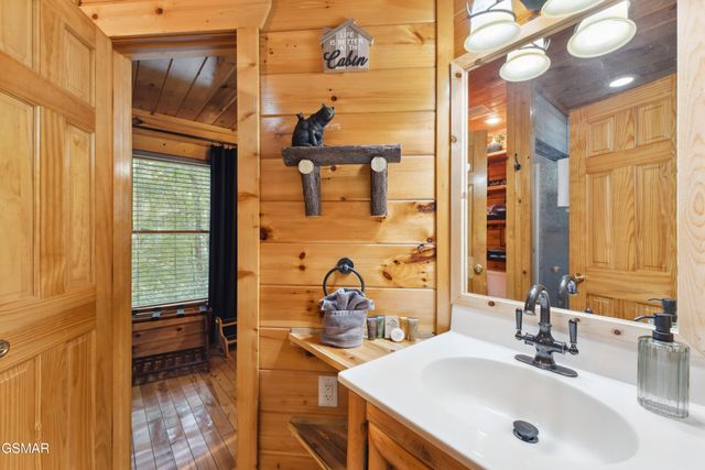 1314 Indian Court, Sevierville, TN 37876