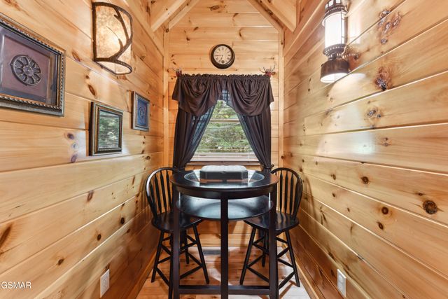 1314 Indian Court, Sevierville, TN 37876