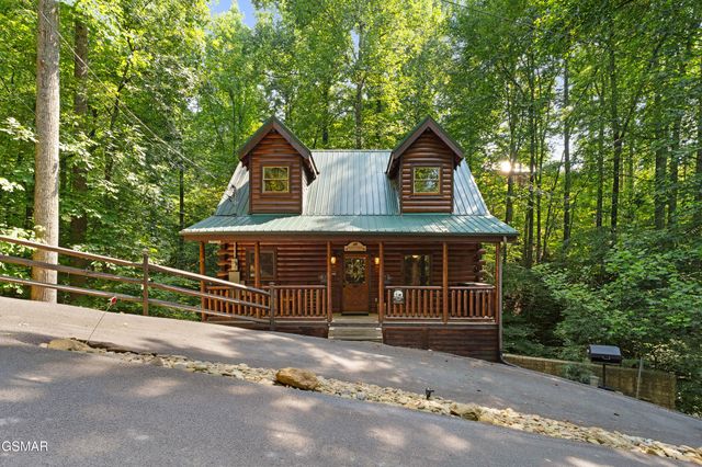 1314 Indian Court, Sevierville, TN 37876