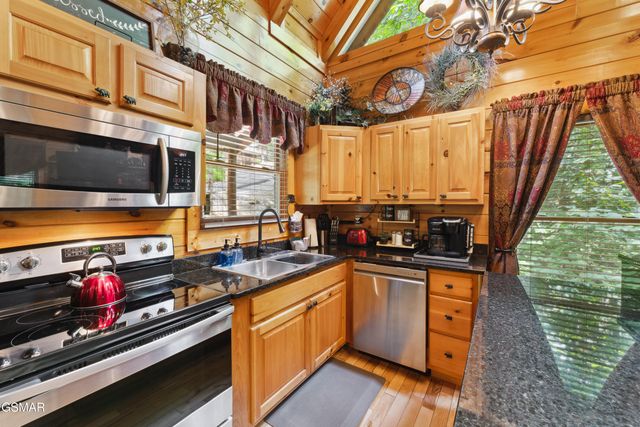 1314 Indian Court, Sevierville, TN 37876