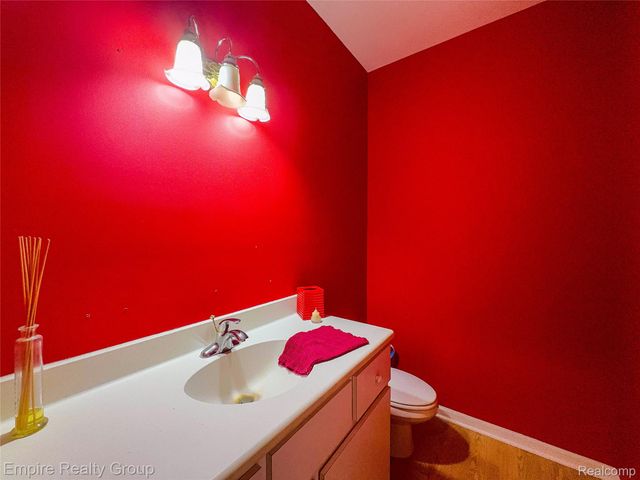 2111 Oak Terrace, Groveland Township, MI 48462