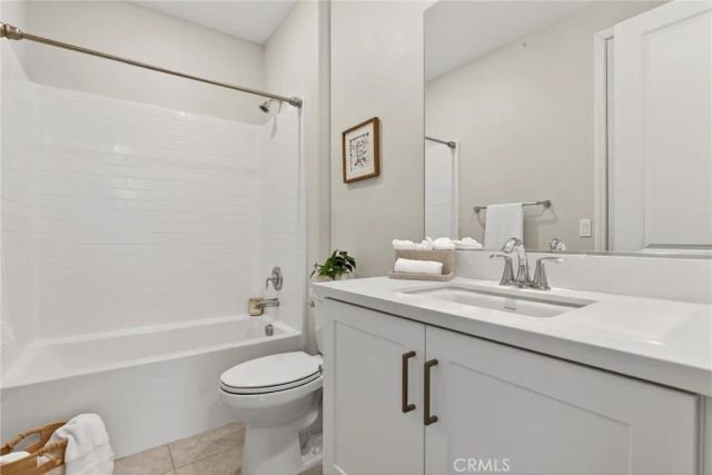 20506 Galloway Drive, Saugus, CA 91350