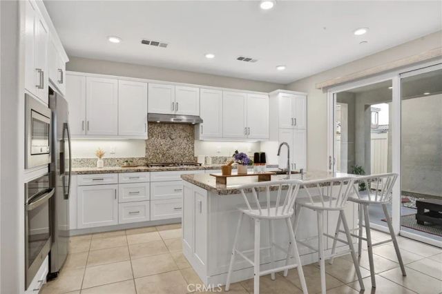 20506 Galloway Drive, Saugus, CA 91350