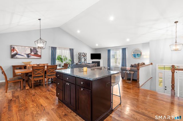 6 Meeting House Lane, Enfield, CT 06082