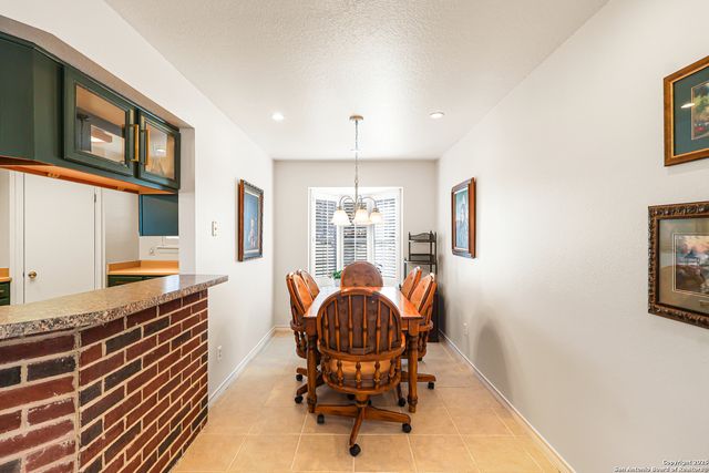 626 Home Crossing, Adkins, TX 78101