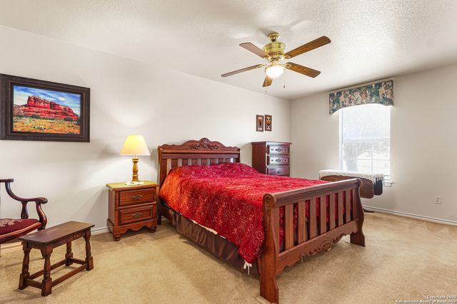 626 Home Crossing, Adkins, TX 78101