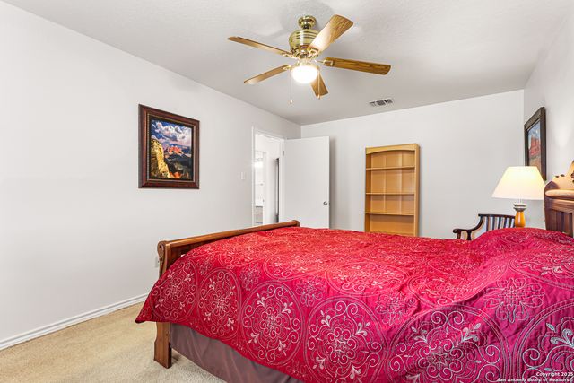 626 Home Crossing, Adkins, TX 78101