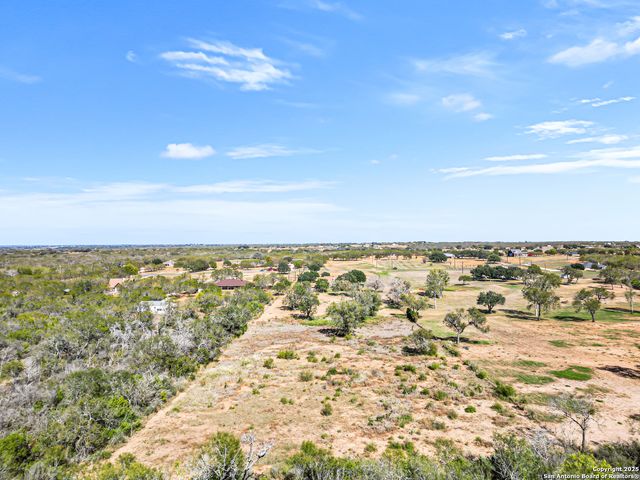 626 Home Crossing, Adkins, TX 78101